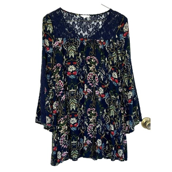 Entro Tops - Entro Anthropologie Tunic sz S V Neck Trumpet Sleeve Dark Floral Fairy Lace